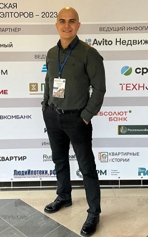 [experts/1214578954.jpg]